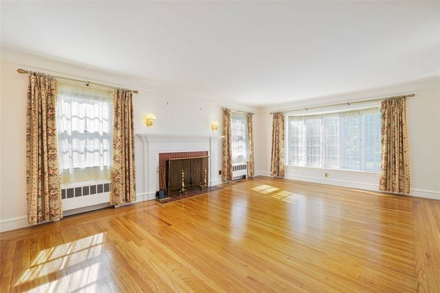 78 Rice Avenue, East Providence, RI 02914
