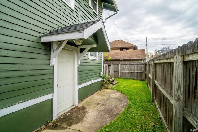 4234 S Wayne Street, Fort Wayne, IN 46807
