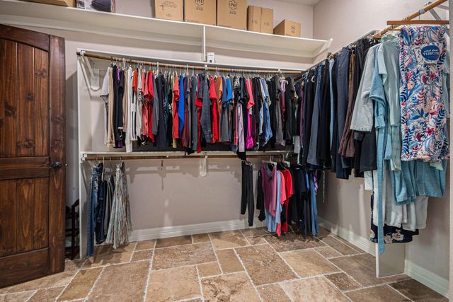1827 E Cedar Bayou Lynchburg Road, Baytown, TX 77521