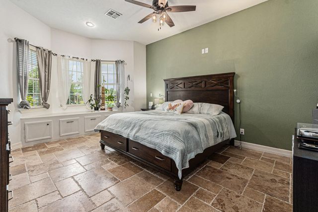 1827 E Cedar Bayou Lynchburg Road, Baytown, TX 77521