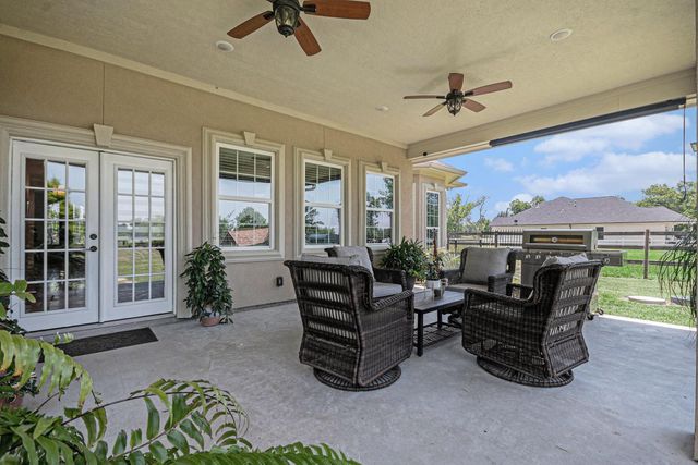 1827 E Cedar Bayou Lynchburg Road, Baytown, TX 77521