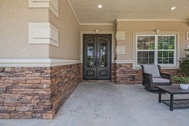 1827 E Cedar Bayou Lynchburg Road, Baytown, TX 77521