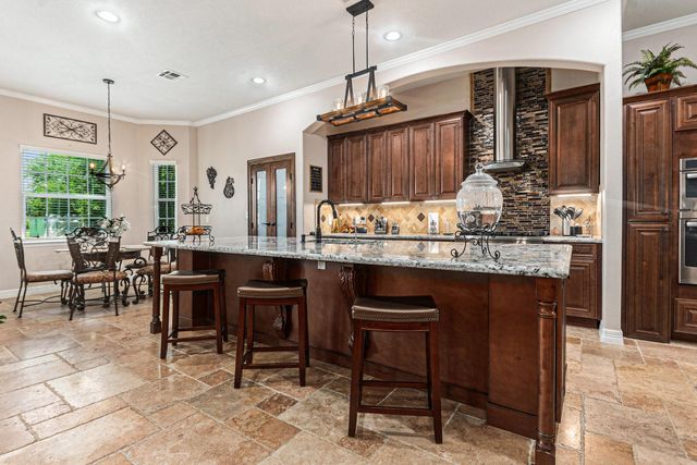 1827 E Cedar Bayou Lynchburg Road, Baytown, TX 77521