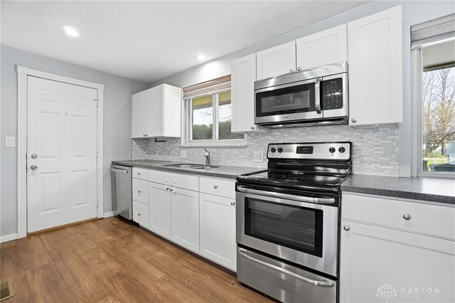 3454 Longleaf Avenue, Beavercreek, OH 45430