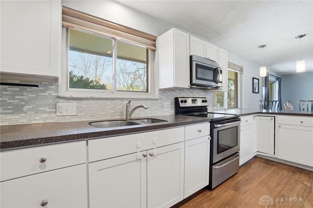 3454 Longleaf Avenue, Beavercreek, OH 45430