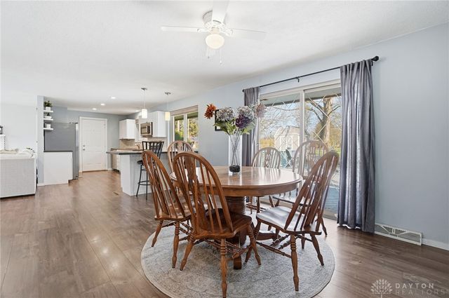 3454 Longleaf Avenue, Beavercreek, OH 45430