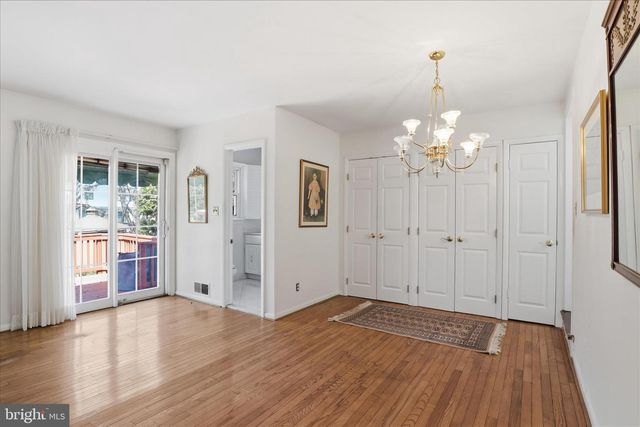 10010 RAYNOR RD, Silver Spring, MD 20901