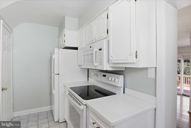 10010 RAYNOR RD, Silver Spring, MD 20901