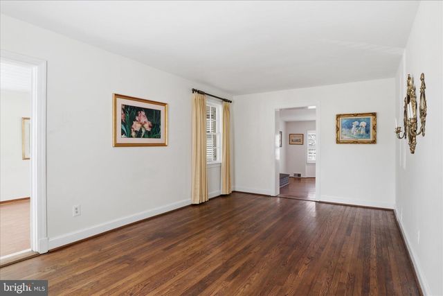 10010 RAYNOR RD, Silver Spring, MD 20901