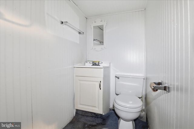 10010 RAYNOR RD, Silver Spring, MD 20901