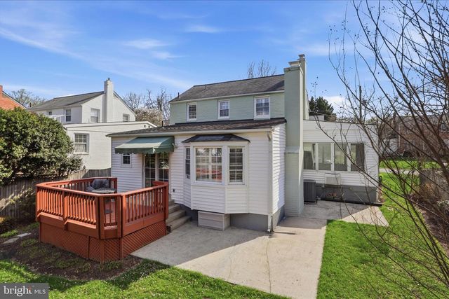 10010 RAYNOR RD, Silver Spring, MD 20901