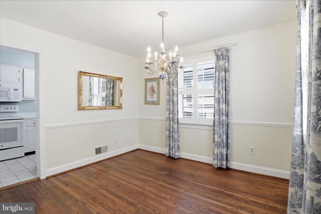 10010 RAYNOR RD, Silver Spring, MD 20901