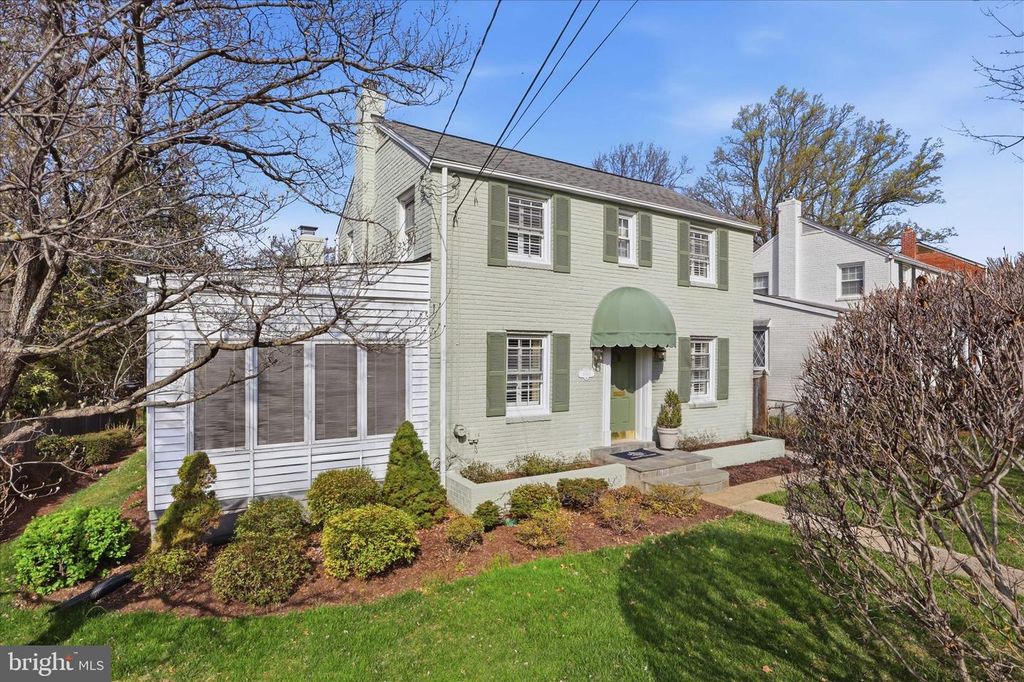 10010 RAYNOR RD, Silver Spring, MD 20901