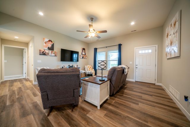 4871 DEMOCRACY DR, Ashland, MO 63010