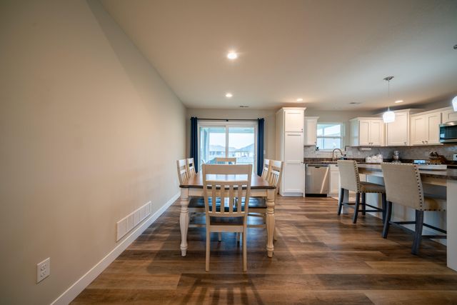 4871 DEMOCRACY DR, Ashland, MO 63010