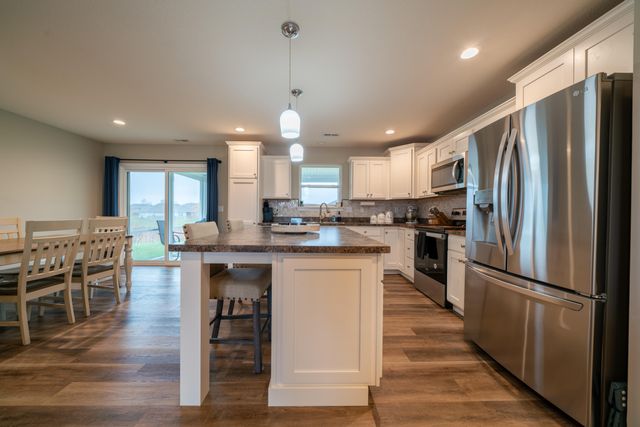 4871 DEMOCRACY DR, Ashland, MO 63010