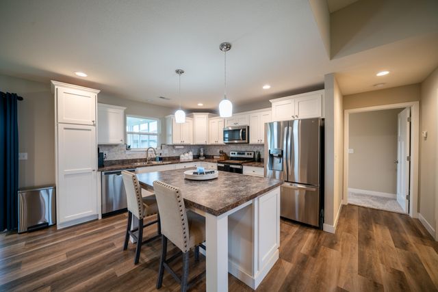 4871 DEMOCRACY DR, Ashland, MO 63010