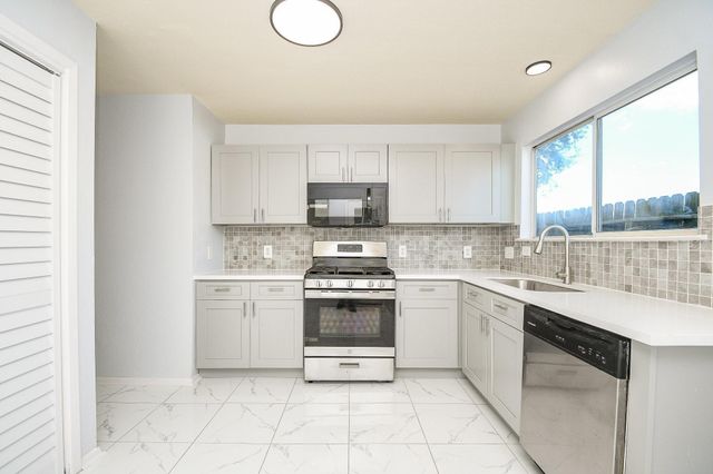 6233 Lone Prairie Way, Katy, TX 77449