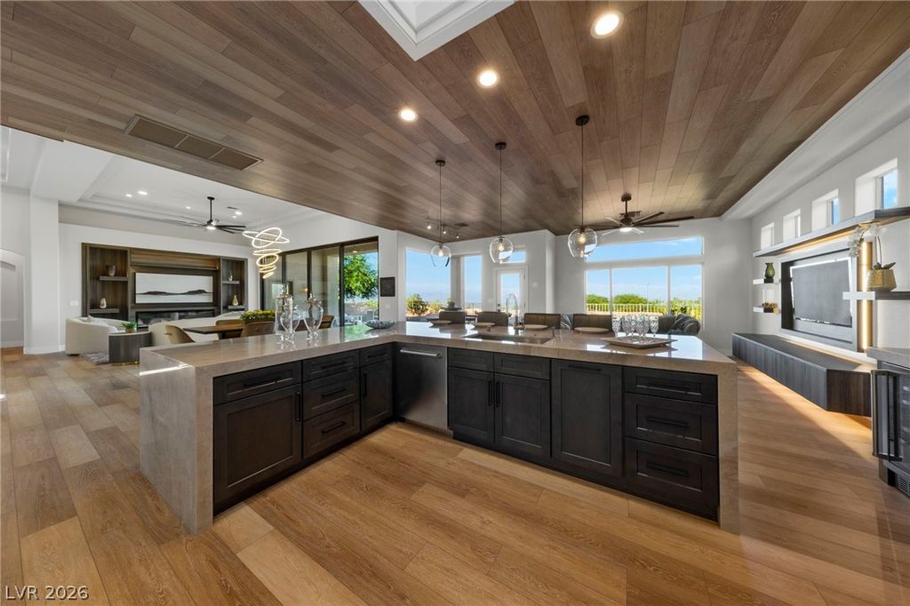 2548 Faiss Drive, Las Vegas, NV 89134 — photo 3