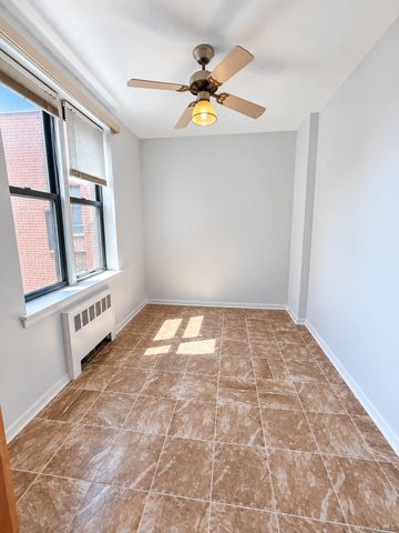 740 E 232nd Street 6G, Bronx, NY 10466