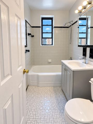 740 E 232nd Street 6G, Bronx, NY 10466