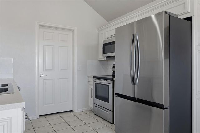 3880 Terrace Hills Court, Piedmont, OK 73078