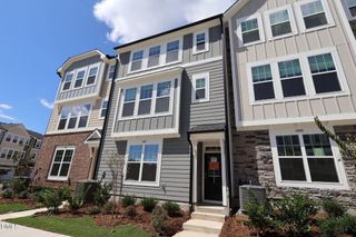 5007 Jowett'S Walk Drive 38, Cary, NC 27519