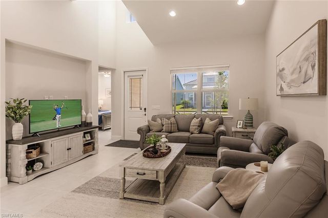 7263 Cayo Coco LN, Naples, FL 34113