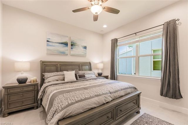 7263 Cayo Coco LN, Naples, FL 34113