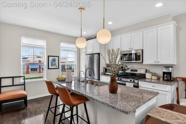 2500 Normandy Road 2, Royal Oak, MI 48073