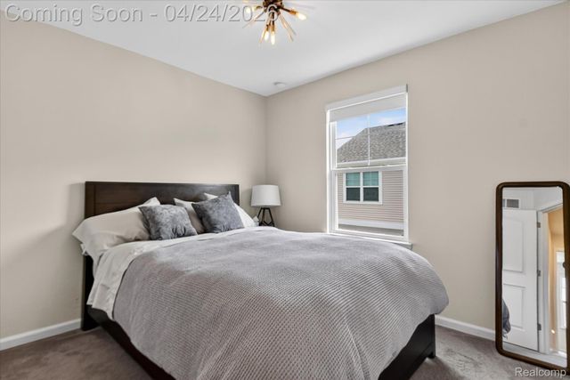 2500 Normandy Road 2, Royal Oak, MI 48073