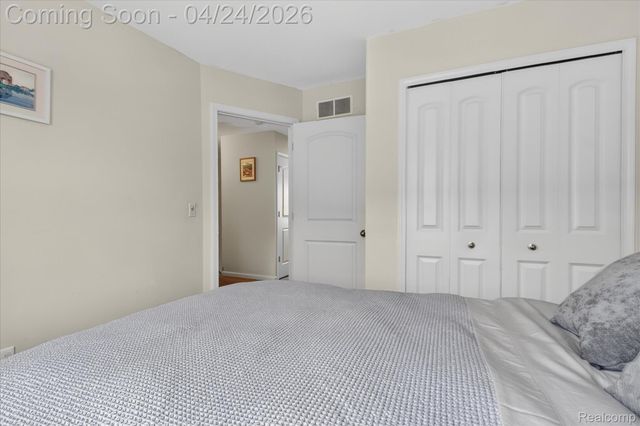 2500 Normandy Road 2, Royal Oak, MI 48073