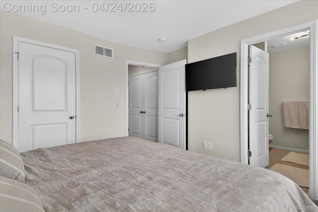 2500 Normandy Road 2, Royal Oak, MI 48073