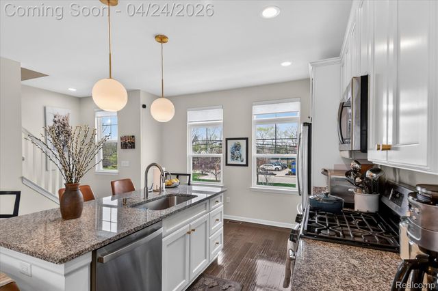 2500 Normandy Road 2, Royal Oak, MI 48073