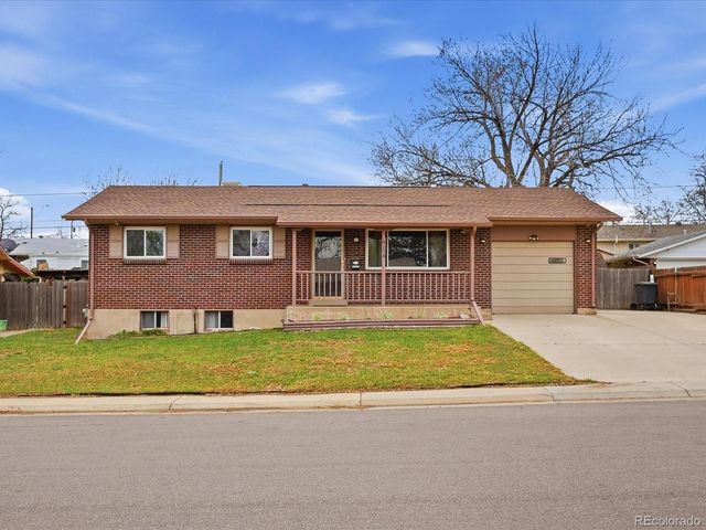 8158 Loretta Drive, Denver, CO 80221