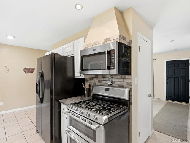 8158 Loretta Drive, Denver, CO 80221