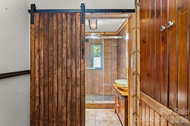 114 Walker Street, Black Mountain, NC 28711