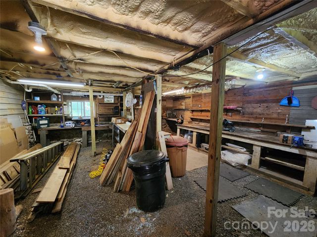 114 Walker Street, Black Mountain, NC 28711