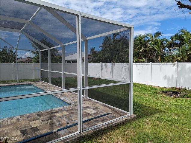 2311 SW 16th TER, Cape Coral, FL 33991