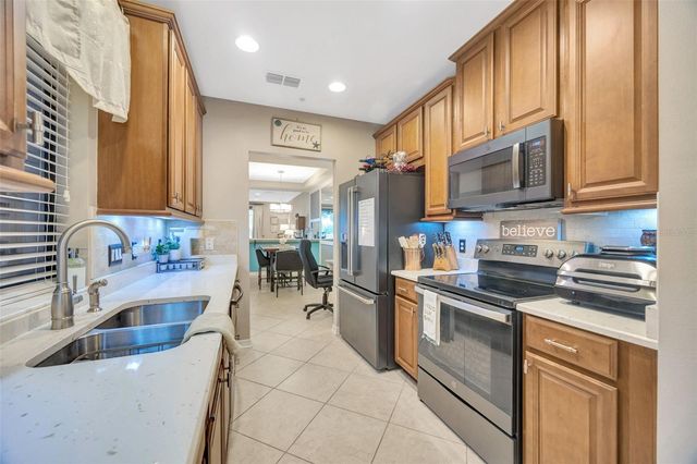 7339 SKYBIRD ROAD 7339, Bradenton, FL 34209