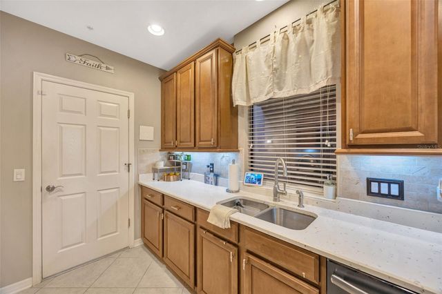 7339 SKYBIRD ROAD 7339, Bradenton, FL 34209