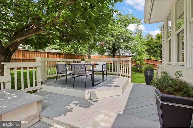 9900 CHAPPELL LN, Vienna, VA 22181