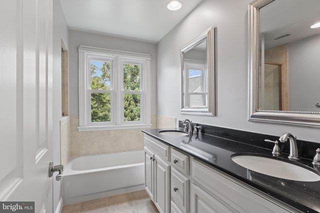 9900 CHAPPELL LN, Vienna, VA 22181