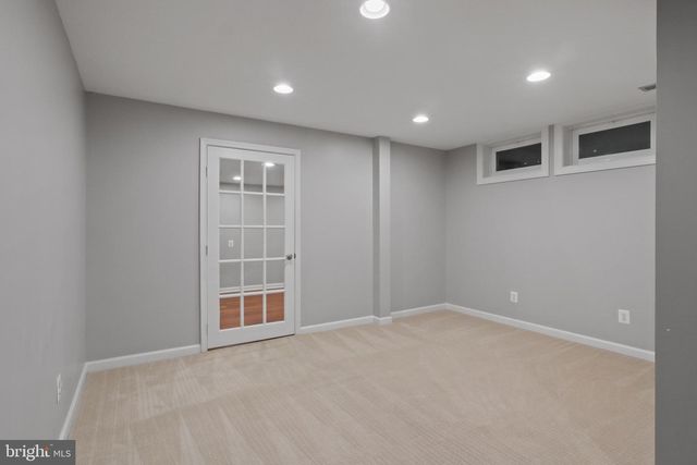 9900 CHAPPELL LN, Vienna, VA 22181
