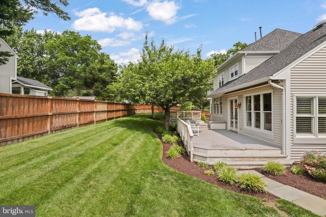 9900 CHAPPELL LN, Vienna, VA 22181