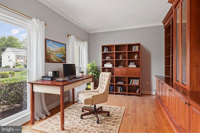 9900 CHAPPELL LN, Vienna, VA 22181
