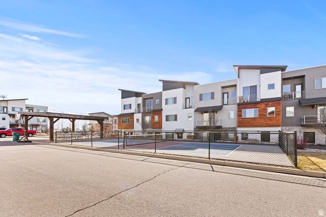 2236 N 525 W, Layton, UT 84041