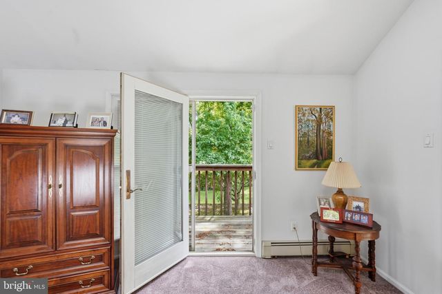 136 CHAPEL DR, Holland, PA 18966