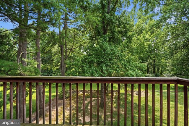 136 CHAPEL DR, Holland, PA 18966
