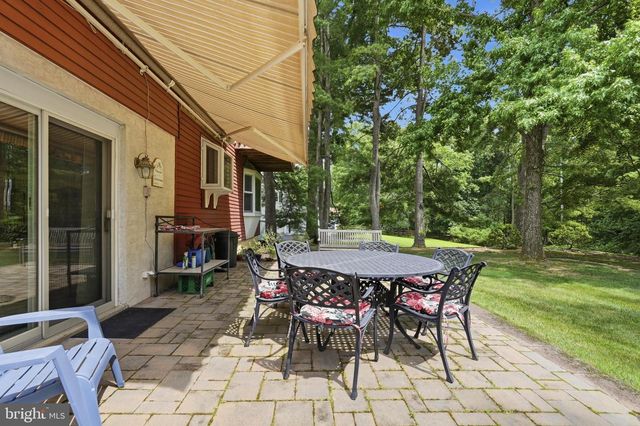 136 CHAPEL DR, Holland, PA 18966